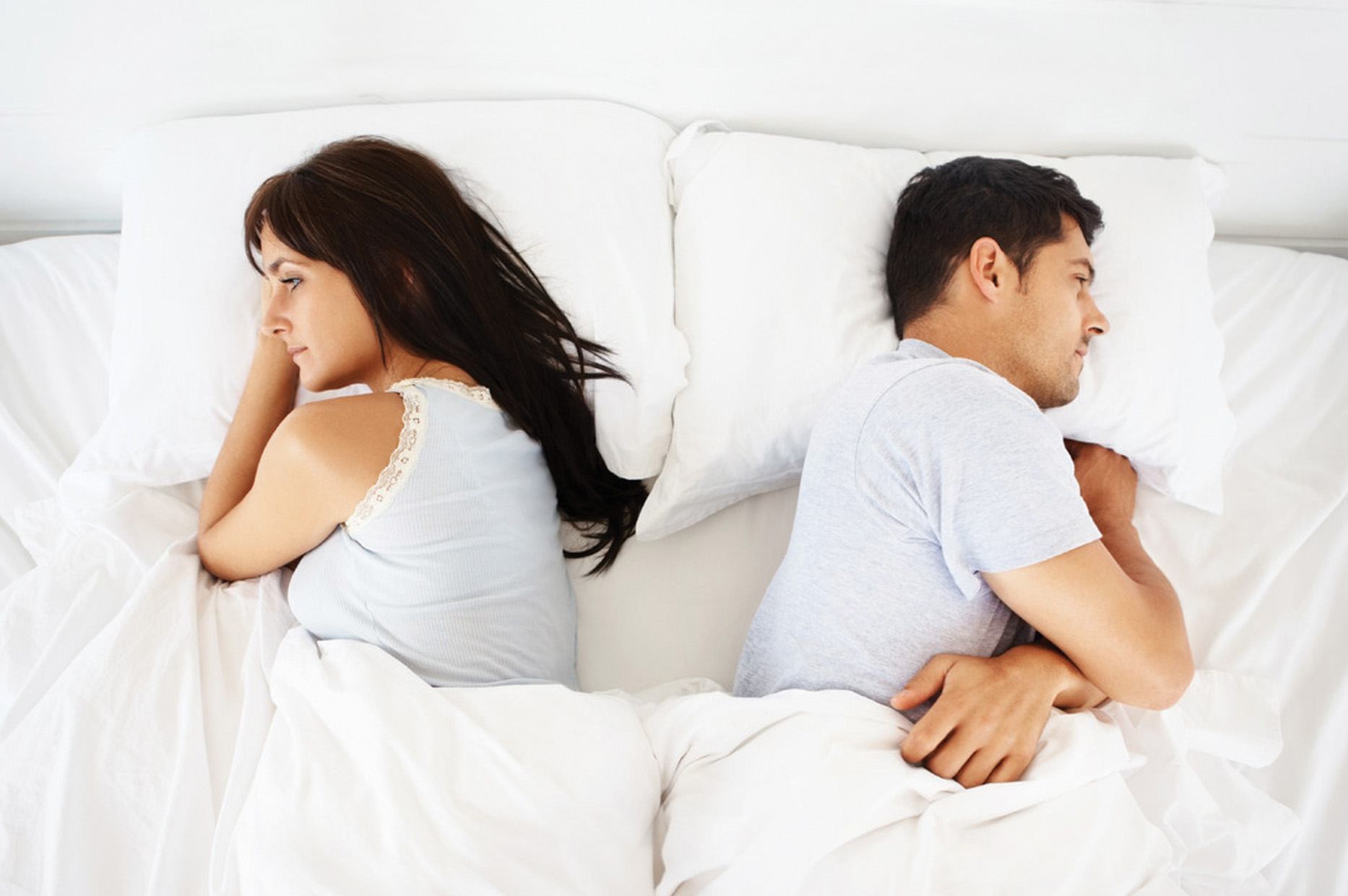 Huyết trắng ra nhiều là rào cản "chuyện ấy", nguy hiểm hơn còn ảnh hưởng đến chức năng sinh sản