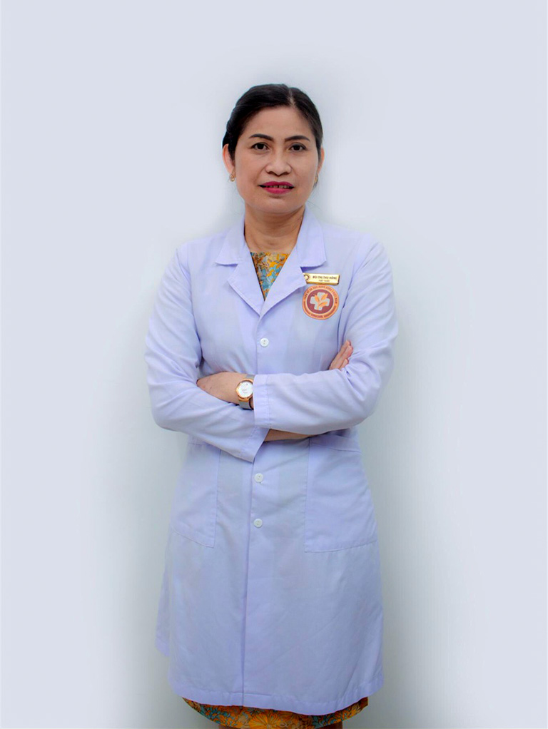 Chân dung Thầy thuốc Bùi Thị Thu Hằng Chân dung Thầy thuốc Bùi Thị Thu Hằng