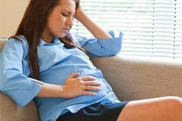 Ra nhiều khí hư khi mang thai do nhiều nguyên nhân