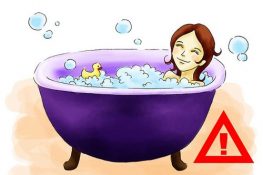 Cẩn trọng trong thao tác vệ sinh vùng kín hàng ngày