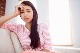 Nhiều bạn gái lo lắng: Chưa "yêu" lần nào có bị viêm cổ tử cung không?