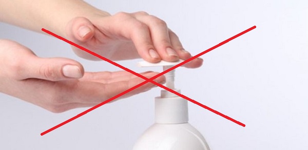 Nếu bị ngứa sau khi cạo "violong" vùng nhạy cảm thì không nên dùng dung dịch vệ sinh phụ nữ để rửa
